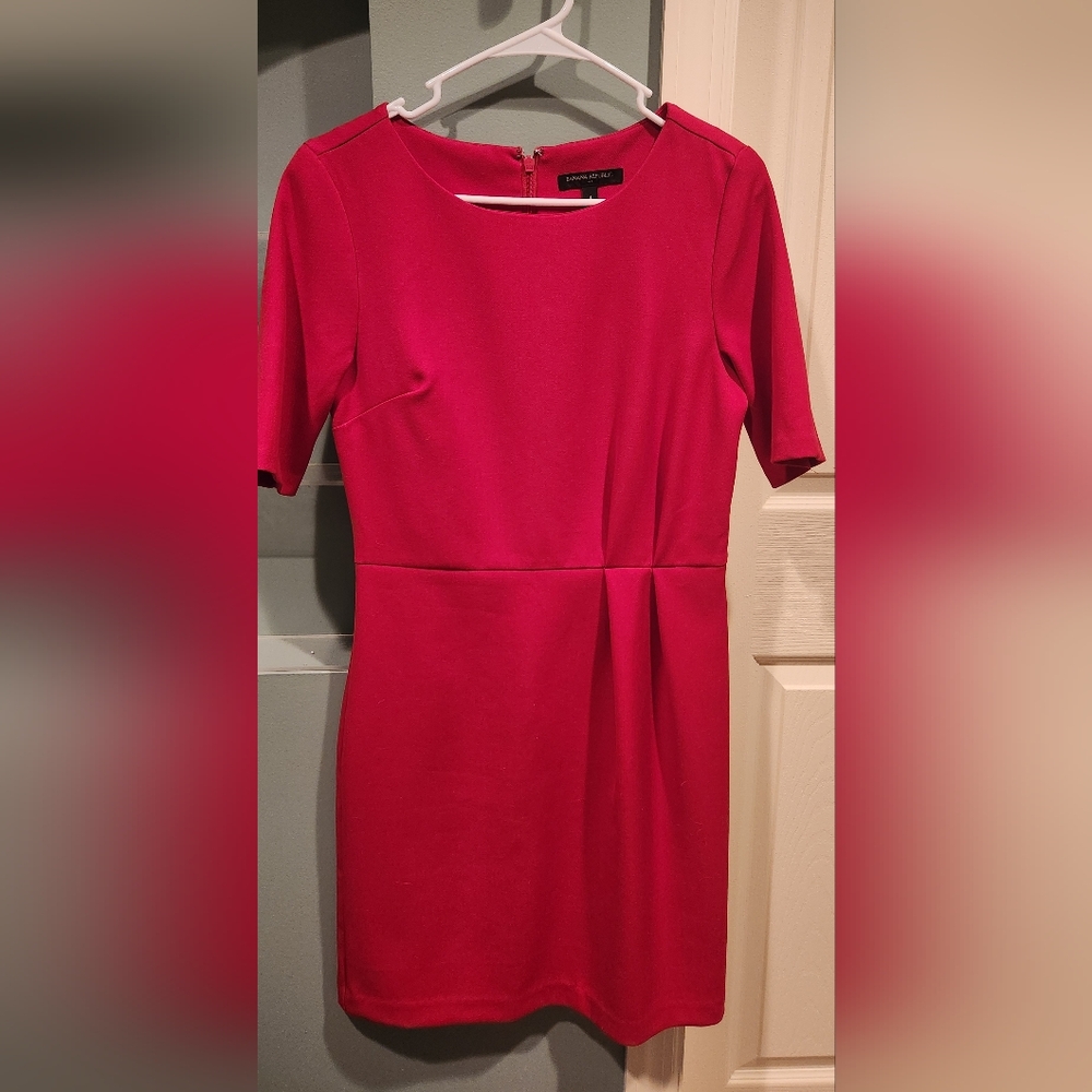 Banana Republic Dress in Red Size 4